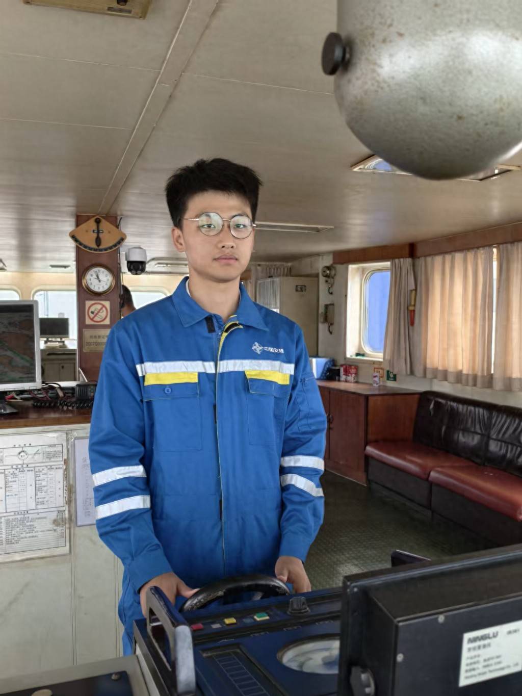 操舵拉杆操舵索链台从东海驶向世界：中交三航局青年船试轮验员曹
